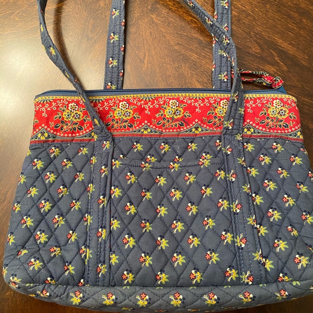 Vera Bradley Betsy in Emily RARE and EUC